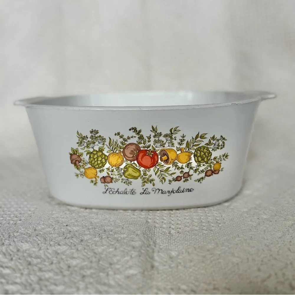 Set of Vintage Corning Ovenware